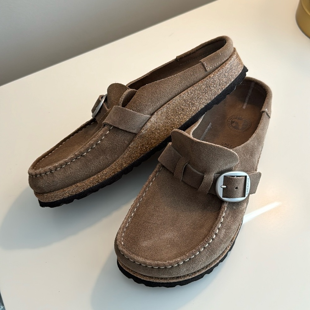 Birkenstock Buckley size 8